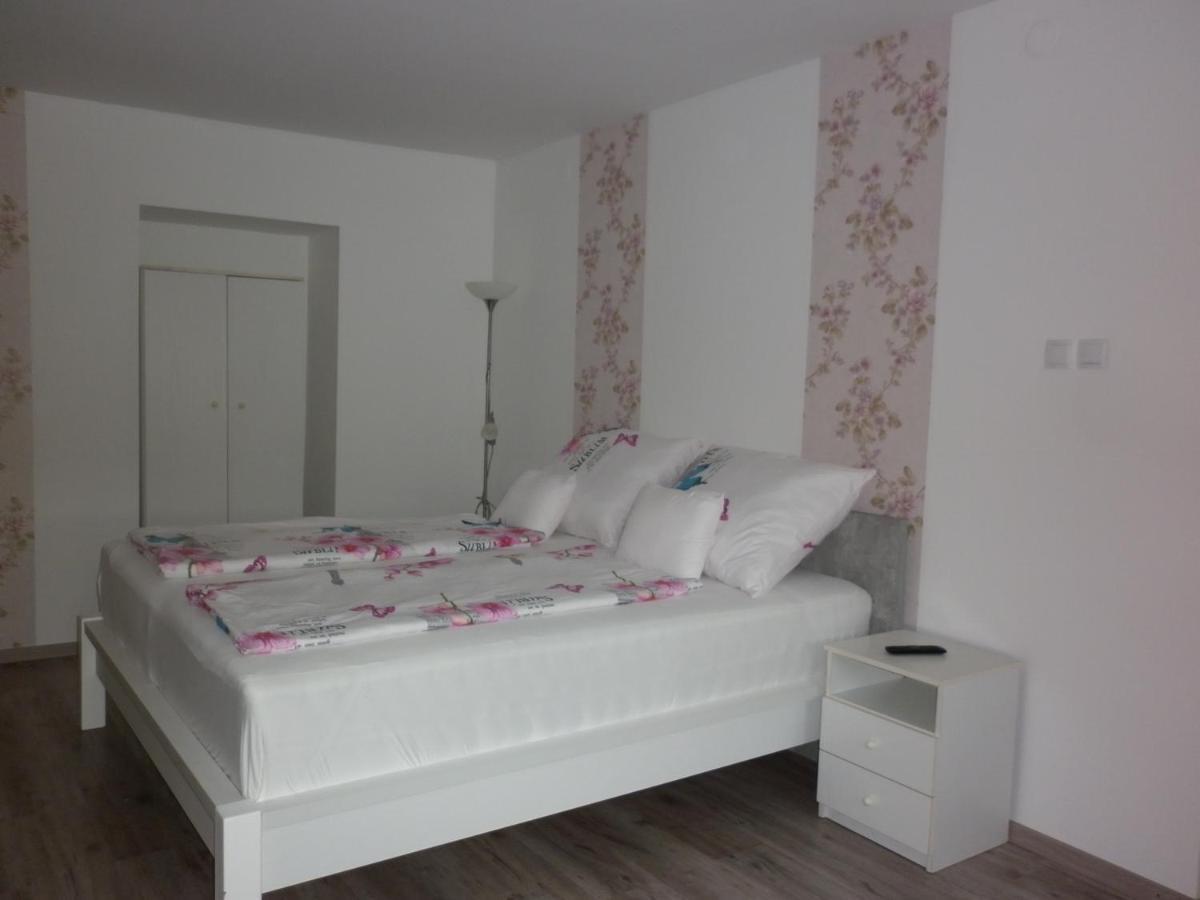 Alfoeldi-kucko Apartment